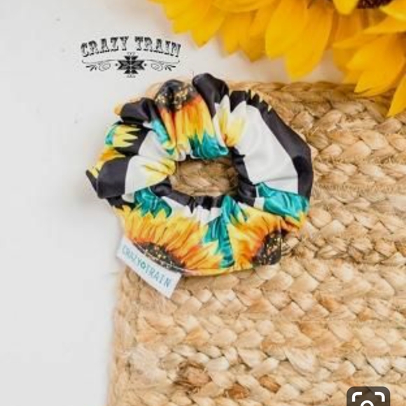 Dresses 💃 - Picture 5 of 8